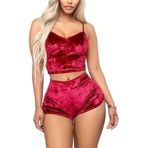 Velvet 2 Piece Crop Top & Shorts Sleepwear Set- Women’s Size Small